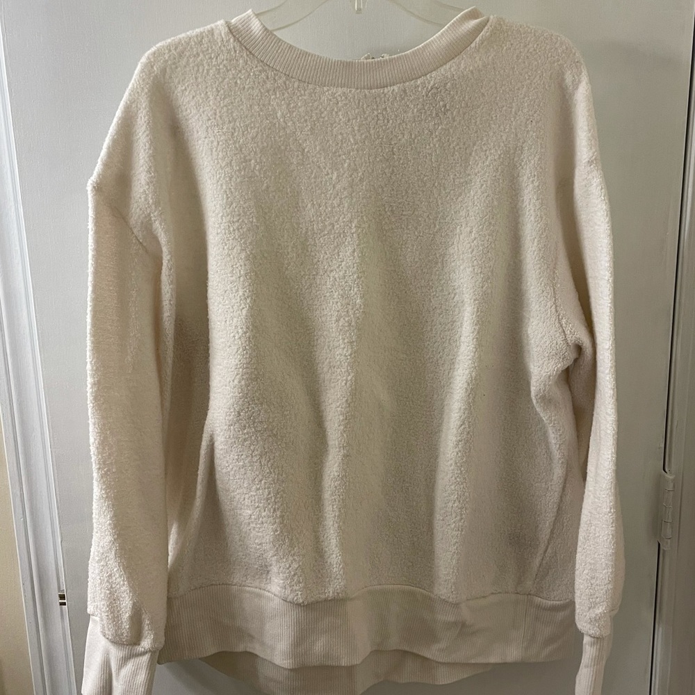 Women’s plus Ava & Viv sweater